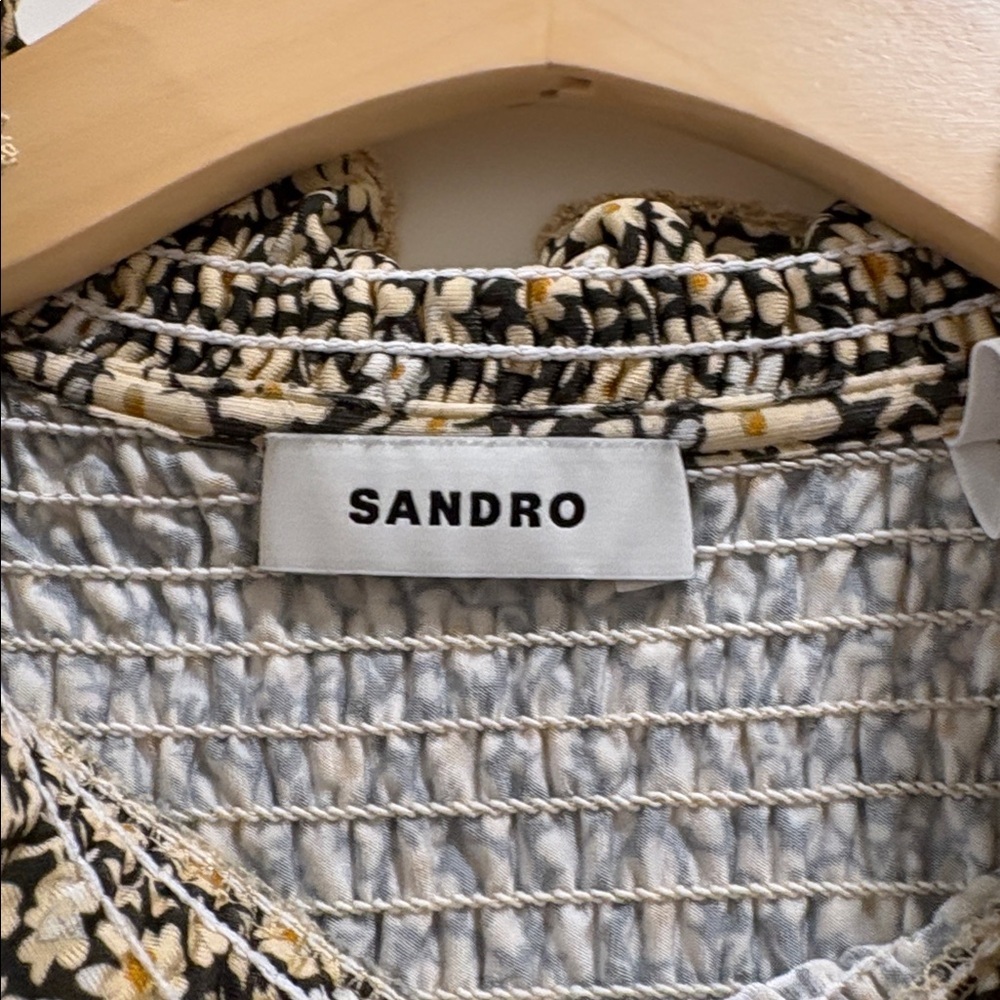 Sandro Gigi Floral Print Smocked Tee—BEAUTIFUL!! Like New Condition! Size 2 - Picture 5 of 9